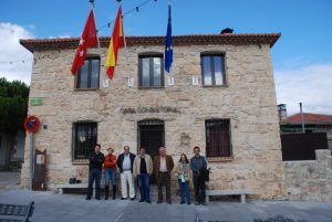 red TR en ayuntamiento de Reduela (45)
